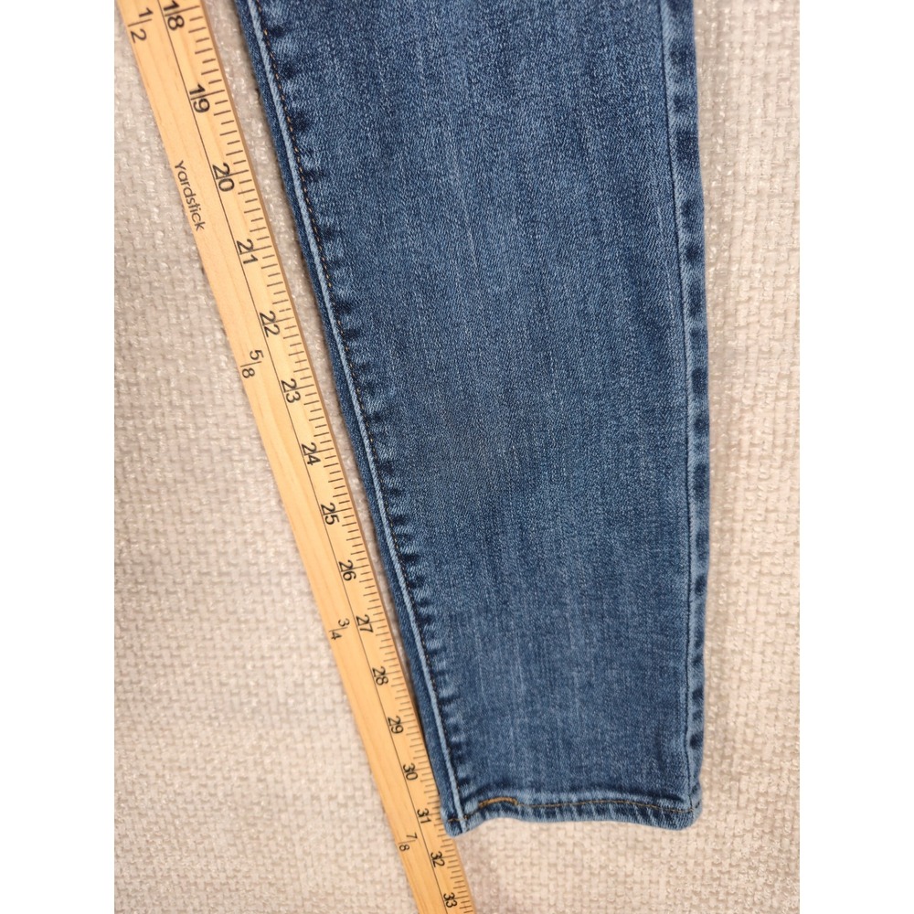 Levi Strauss Co 711 Skinny Jeans Distressed Blue Denim Women's Size 28 - Picture 7 of 9